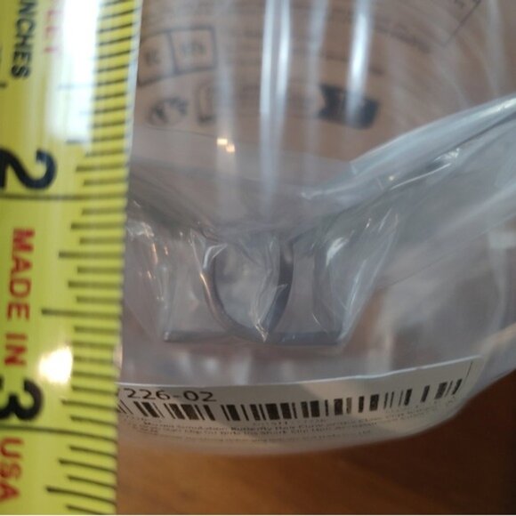 Luna Moth Acrylic Claw Hair Clip - Picture 4 of 4